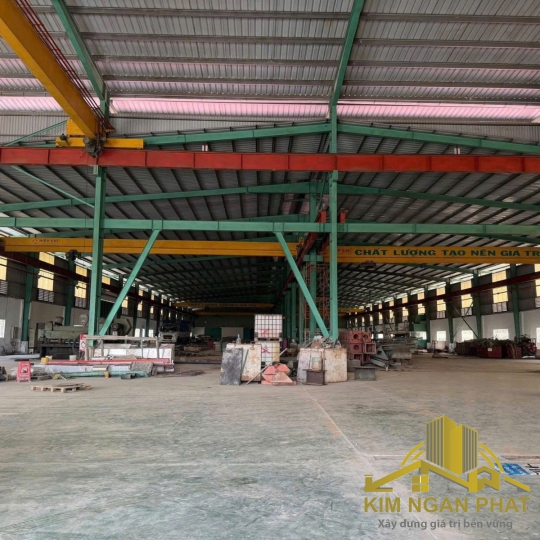 CHO THUÊ NHÀ XƯỞNG 6.010M2 TẠI TÂN UYÊN CÓ CẨU TRỤC XE CONT RA VÀO THUẬN TIỆN