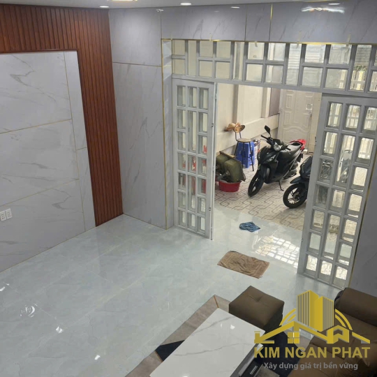 BÁN NHÀ PHỐ PHÚ THỌ THỦ DẦU MỘT 4PN GIÁ RẺ 3,55 TỶ TẶNG NỘI THẤT