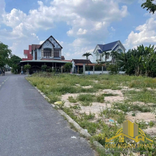 Bán Đất 2 Mặt Tiền Trung Tâm Chánh Phú Hòa | Diện Tích 874m² Sổ Hồng Riêng