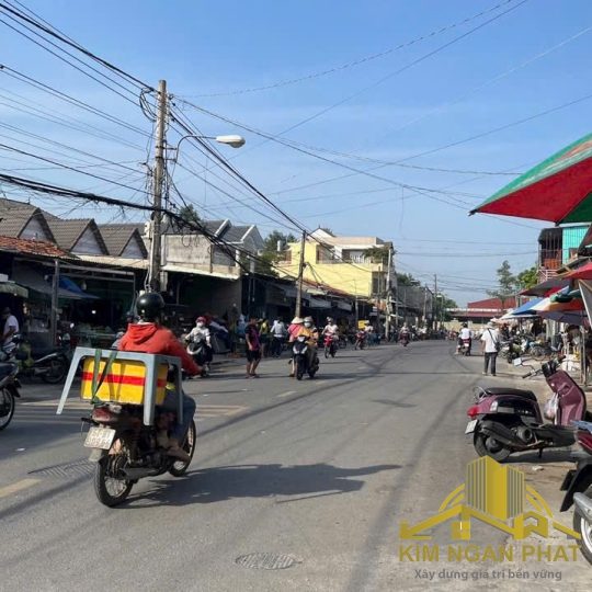 BÁN ĐẤT GẦN CHỢ BÌNH ĐIỀN PHƯỜNG PHÚ LỢI DIỆN TÍCH NỞ HẬU THỔ CƯ 100%