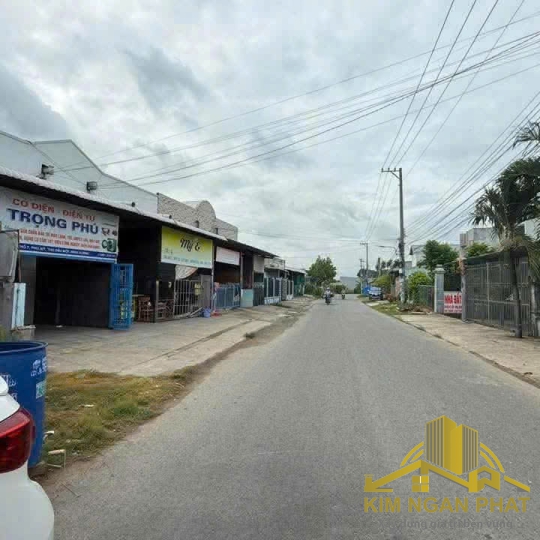 BÁN ĐẤT ĐƯỜNG DX13 PHƯỜNG PHÚ MỸ VỊ TRÍ KINH DOANH ĐẮC ĐỊA