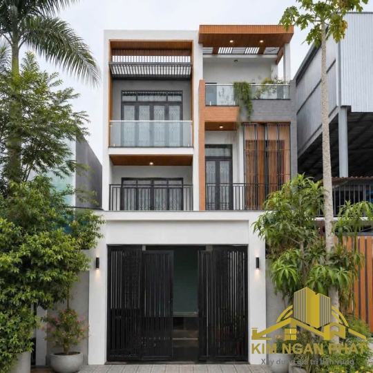 Bán nhà 3 tầng mặt tiền đường ĐX050 Hiệp Thành: Sát vách KDC Hiệp Thành 3, thiết kế hiện đại