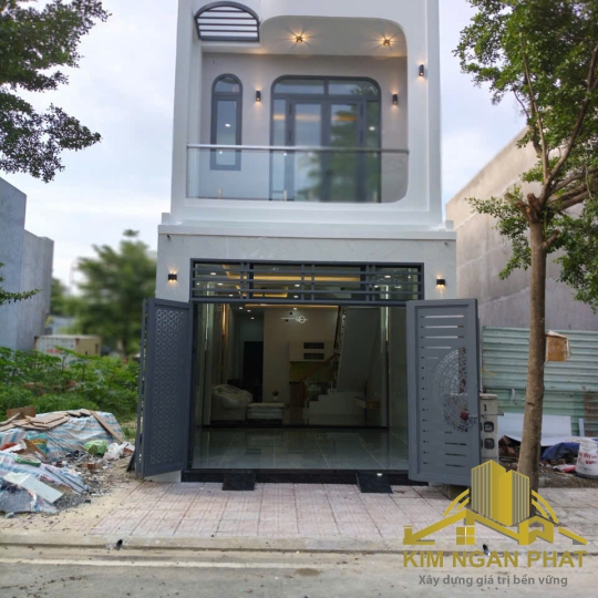 Bán nhà 1 trệt 1 lầu KDC Trường An Hòa Lợi: Diện tích 70m² thổ cư 100%, đường nhựa 6m vỉa hè 3m, dọn vào ở ngay