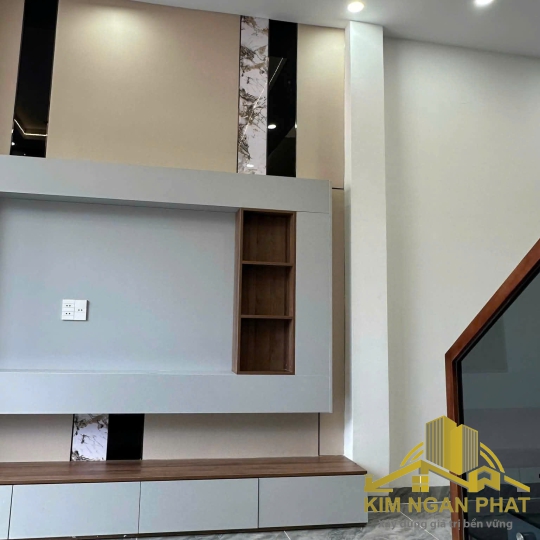 Bán nhà mới 100% phường Phú Lợi Thủ Dầu Một: Diện tích lớn 120m², sân ô tô 7 chỗ, dọn vào ở ngay