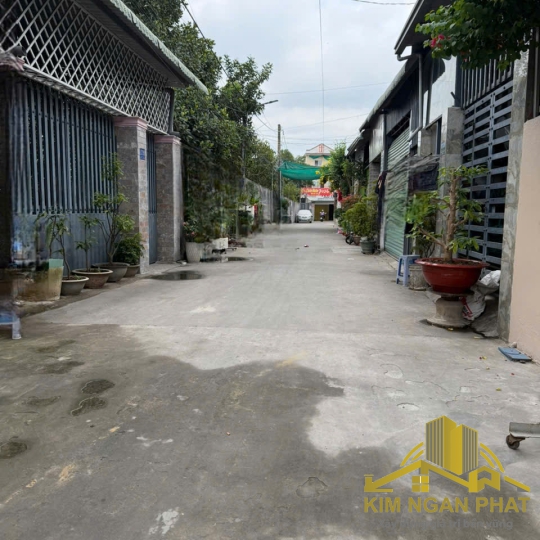Bán nhà mới 100% phường Phú Lợi Thủ Dầu Một: Diện tích lớn 120m², sân ô tô 7 chỗ, dọn vào ở ngay